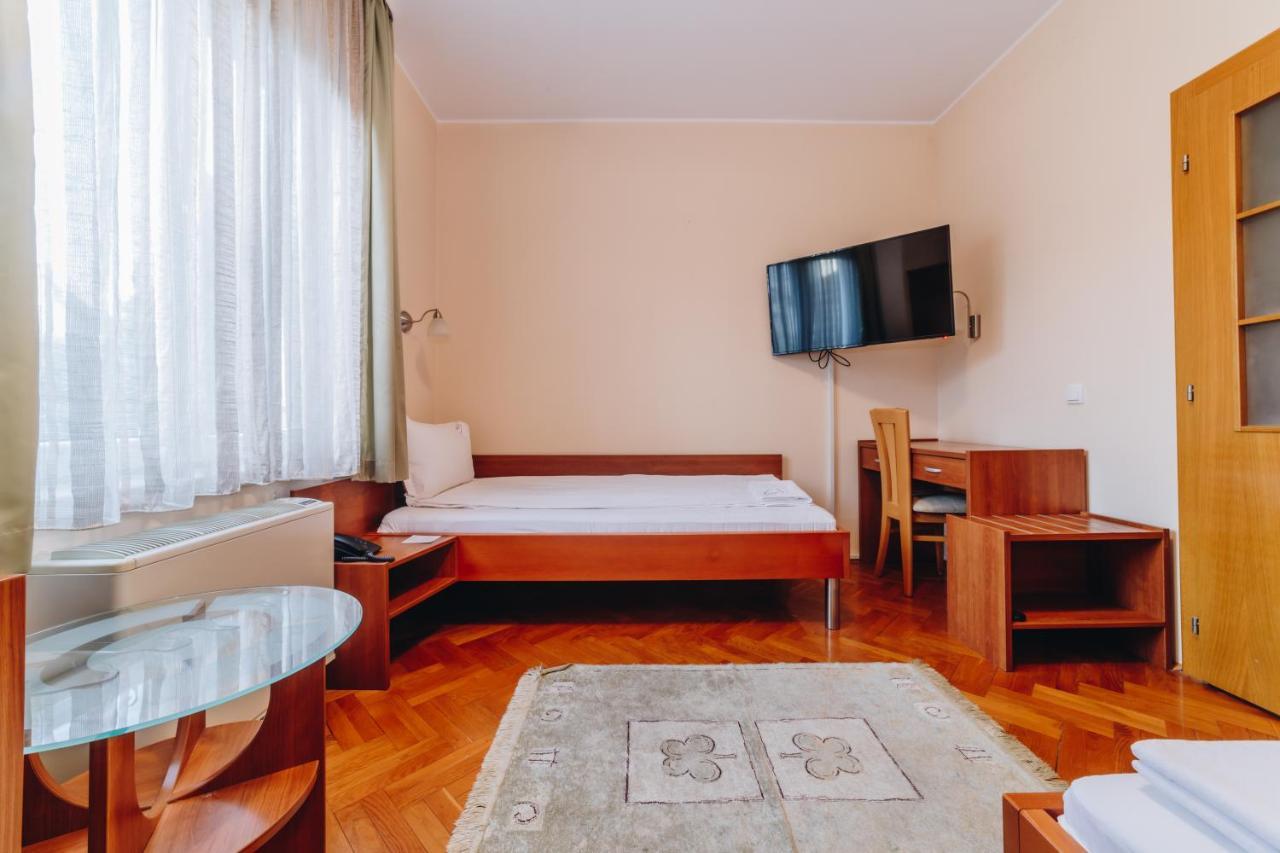 Hotel Madison Kragujevac Eksteriør billede